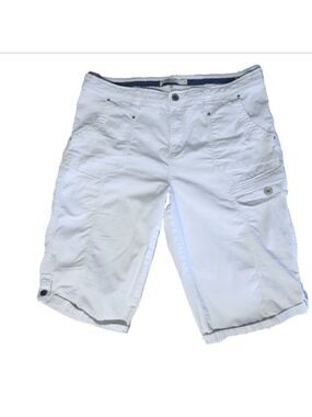 Point Zero Shorts Womens 13 White Long Cargo Look 4 Pockets Flat Front